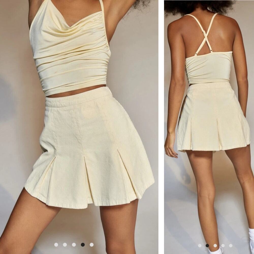 NWT BDG Urban Outfitters Corduroy Pleated Mini Skirt Sz XS Ivory